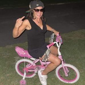 Meet your Posher, Angela